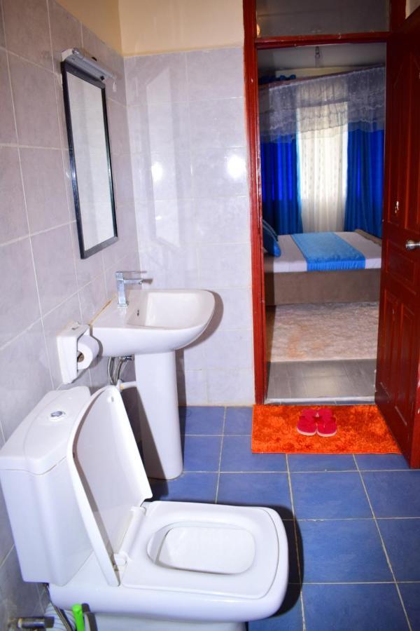 Great House Bnb Near Jkia Nairobi Bagian luar foto