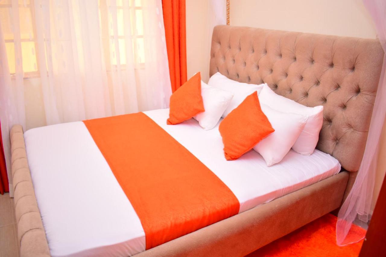 Great House Bnb Near Jkia Nairobi Bagian luar foto