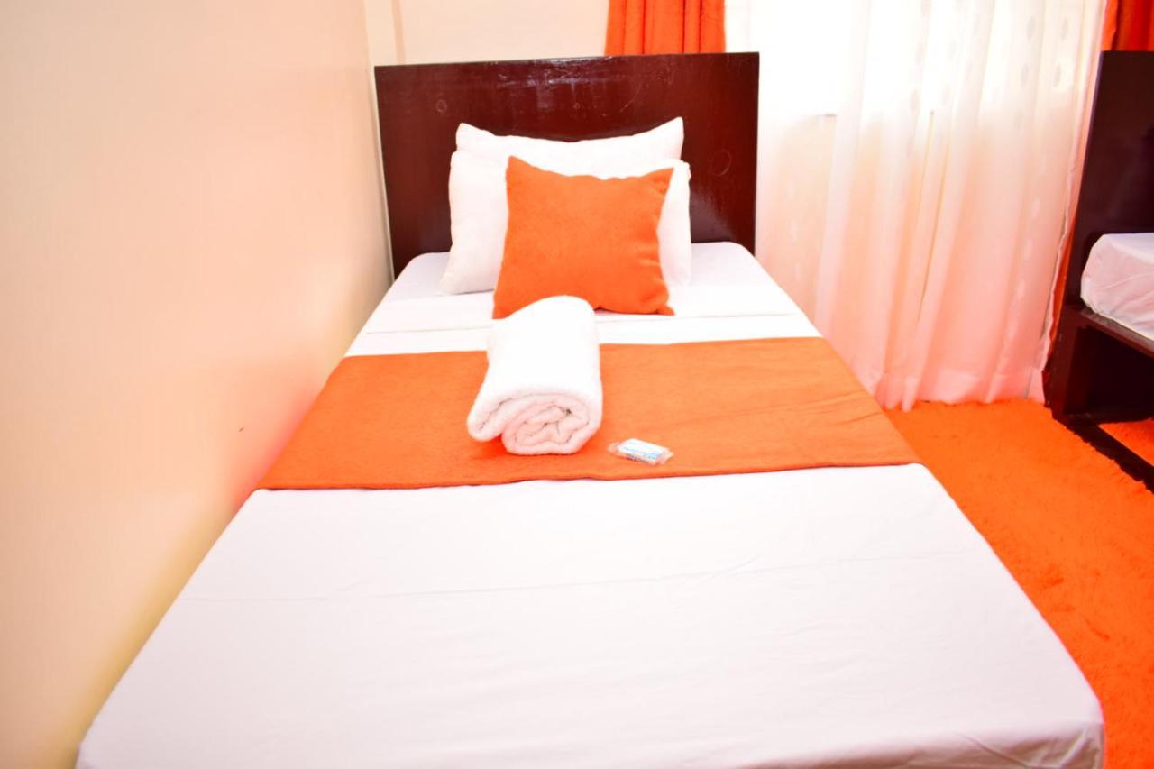 Great House Bnb Near Jkia Nairobi Bagian luar foto