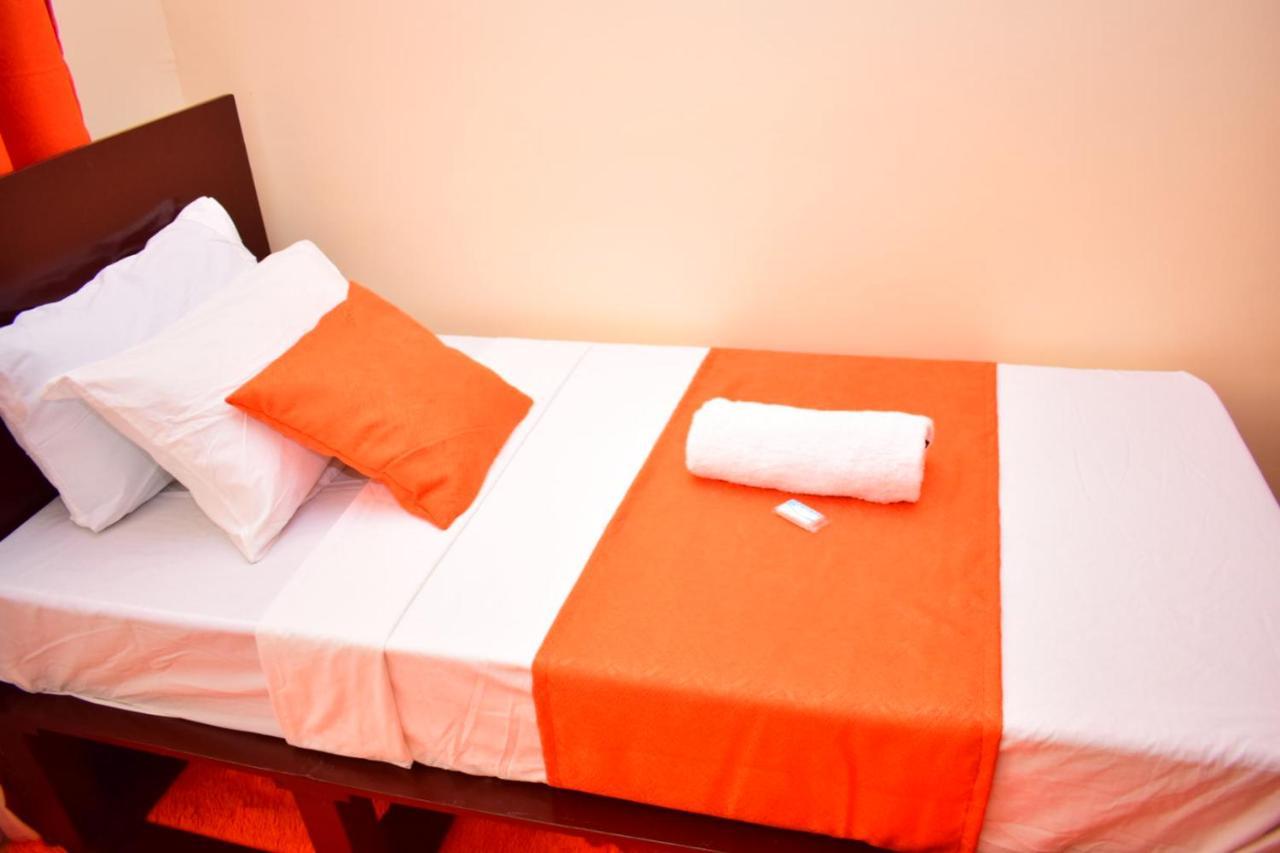 Great House Bnb Near Jkia Nairobi Bagian luar foto