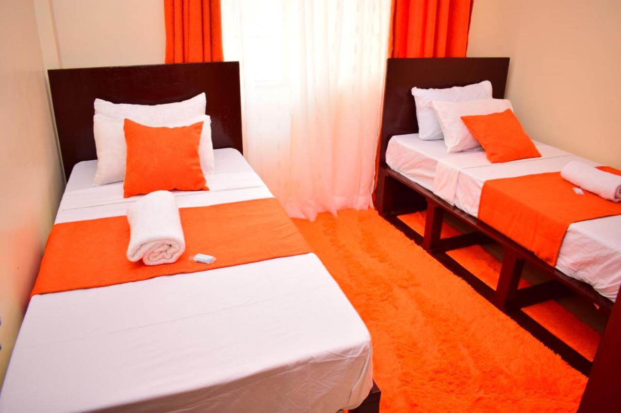 Great House Bnb Near Jkia Nairobi Bagian luar foto
